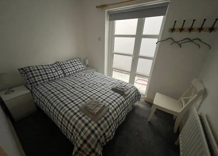 1 Heathmount Hall